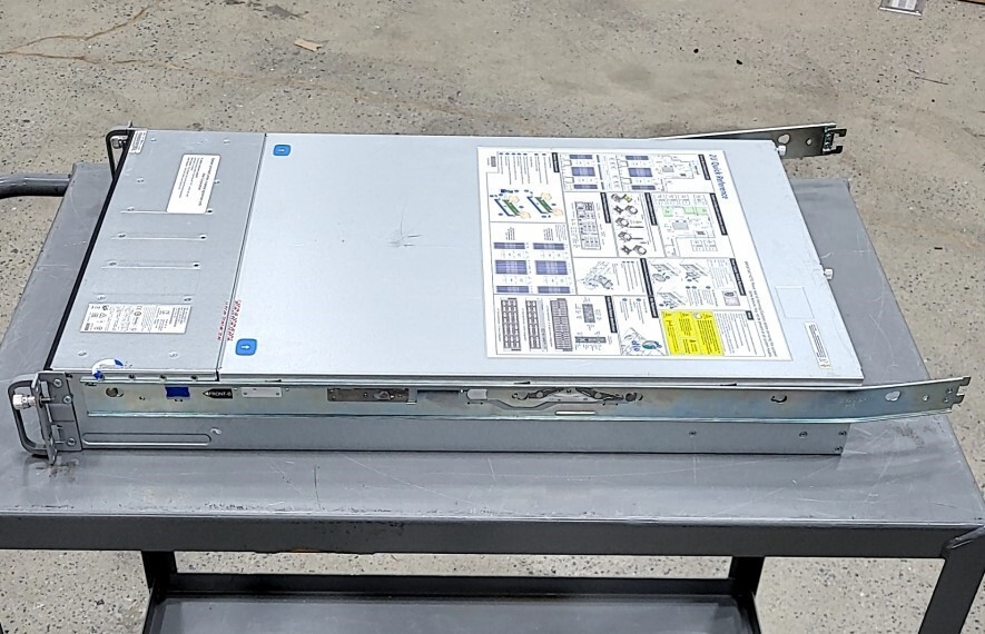 INTEL Rr2000 8x2.5" 2U Rackmount Server Chassis SEE NOTES