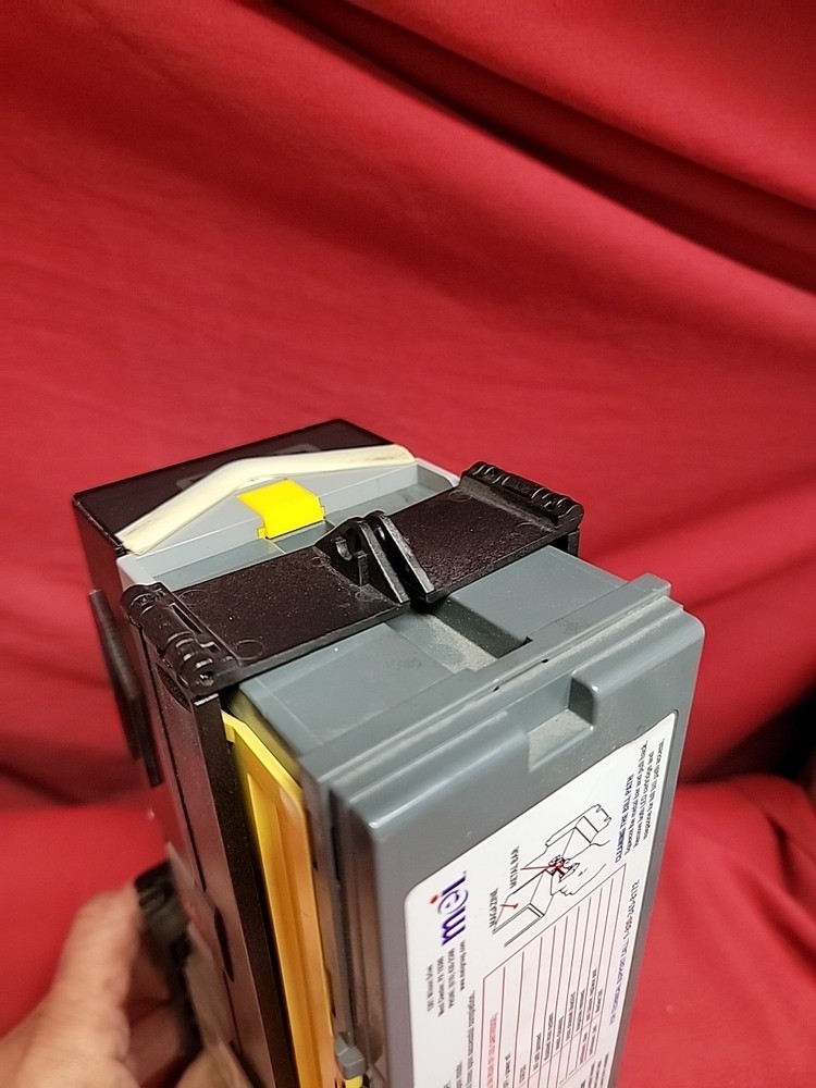 Mars MEI BILL ACCEPTOR LOCKING BILL BOX HASP 2 Pair