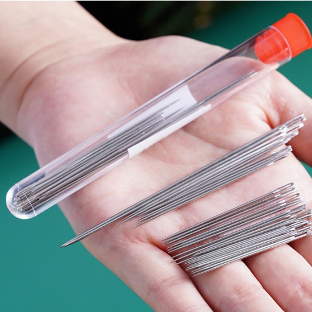 Sewing Kit Needle and Thread Tools Multifunctional Set of 37 Sewing Kit
