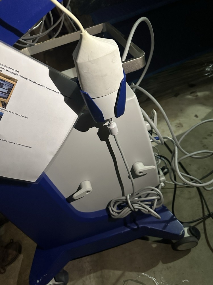 PHILIPS Volcano Core Mobile IVUS Imaging System.