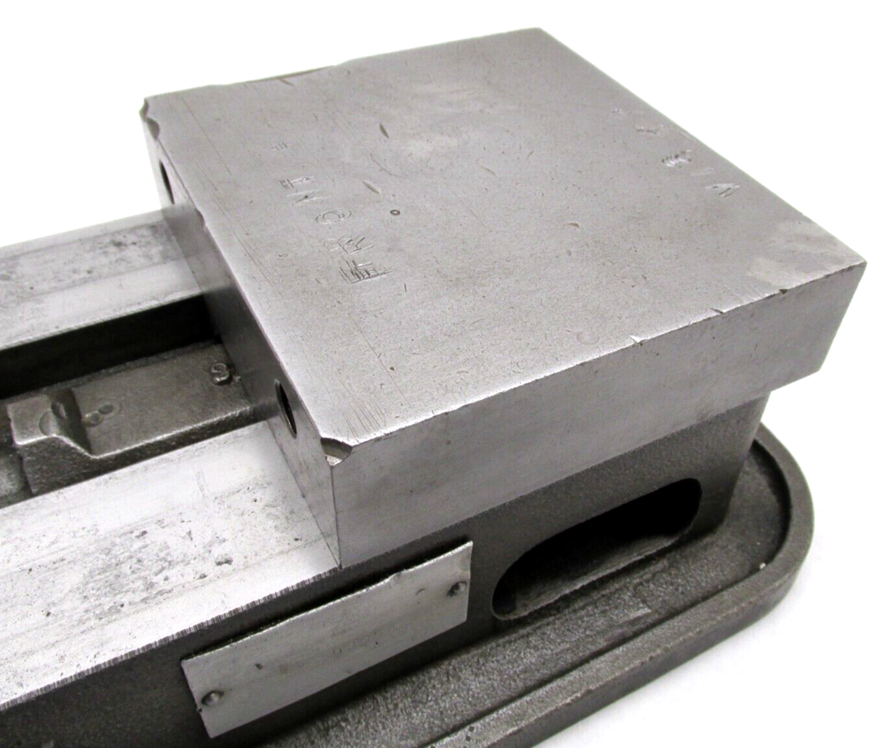 KURT ANGLOCK 6" MILLING MACHINE VISE - #D60