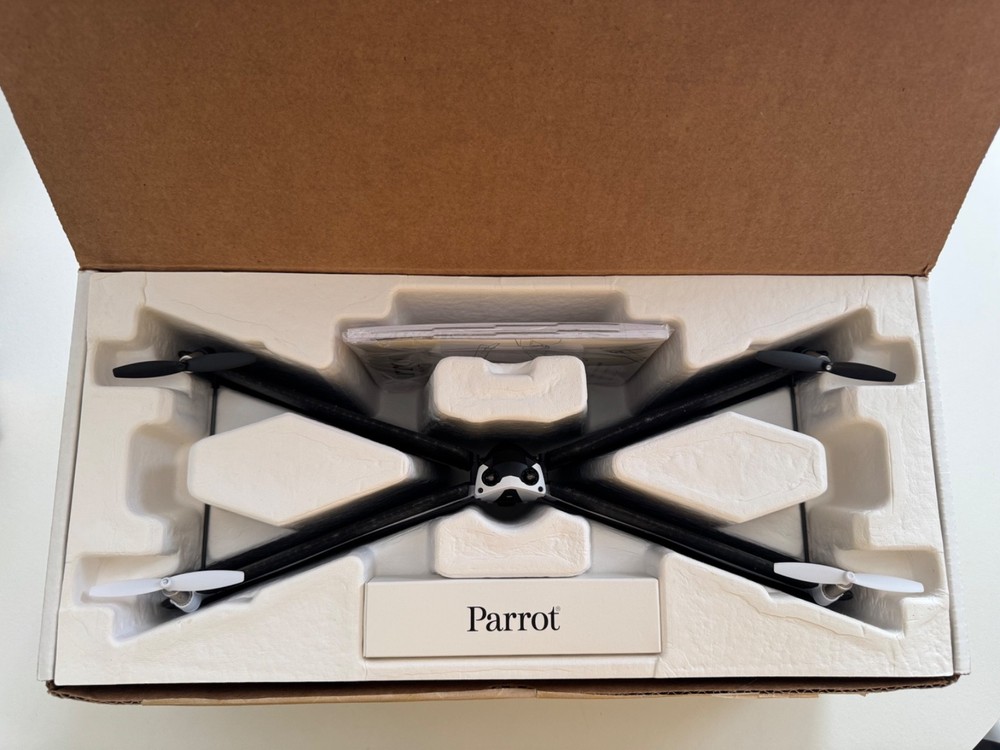 Parrot Swing Drone Quadcopter without Flypad needs a new battery
