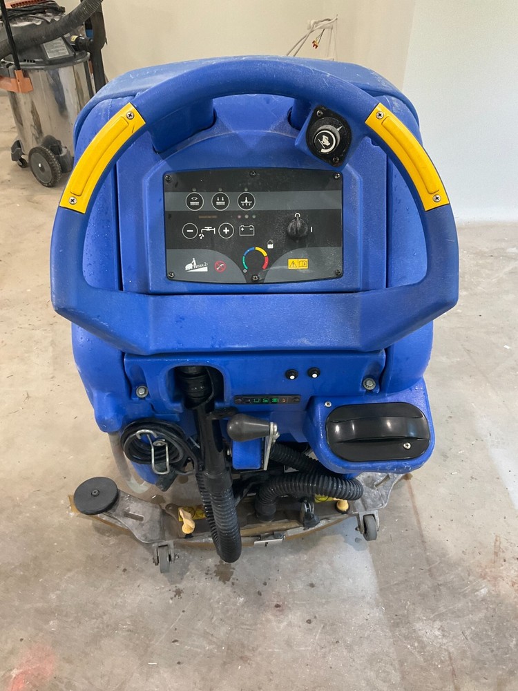 Clarke Focus II 28 Disc Floor Scrubber