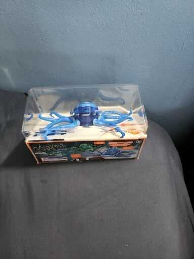 HEXBUG Kraken, Robotic Mythical Creature