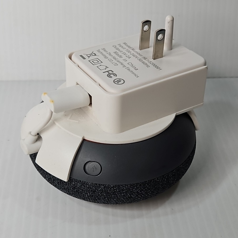 Google Home Mini - Model H0A - With Mount Genie Dock