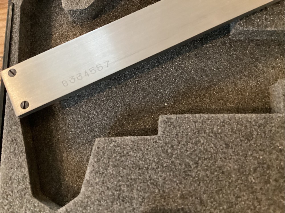 Aerospace Dial Caliper .001 8" w/ Case