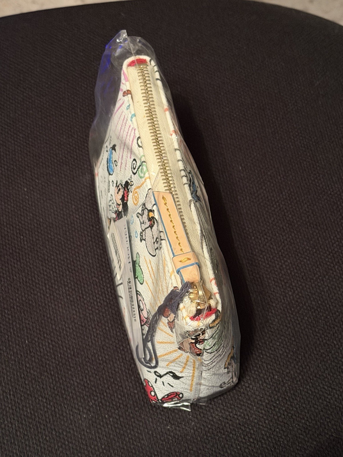 Disney Dooney & Bourke Cosmetic Bag - BRAND NEW & SEALED! Beautiful !!