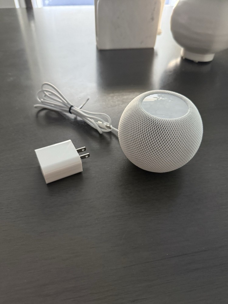 Apple HomePod mini Smart Speaker - White (A2374)