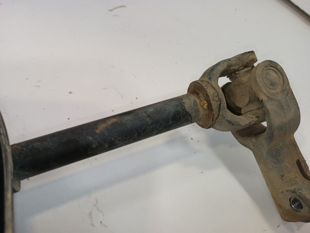 2009 Intermediate Steering Shaft (12245052