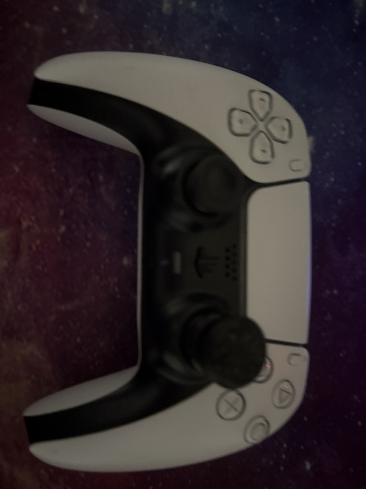 PS5 Digital Edition Bundle – Strikepack, Controller, Womier Sk-80 and PC255