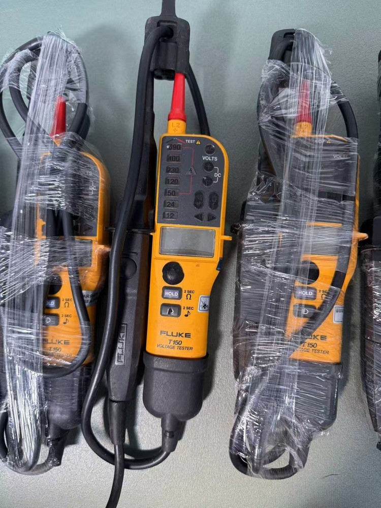 Fluke T150 Two-pole Voltage & Continuity Electrical Tester | FLUKE T150VDE-