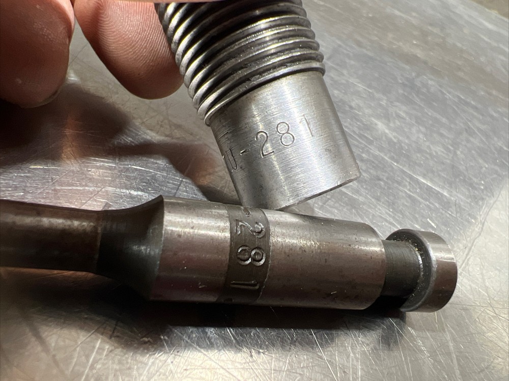 ROPER WHITNEY Nu .281 Knockout Punch Set Used Surplus