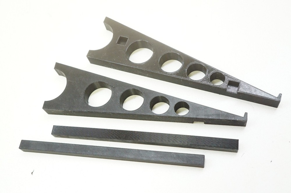 Custom Angled Display Stand for Akai MPC One & APC Mini MkII Studio Controller