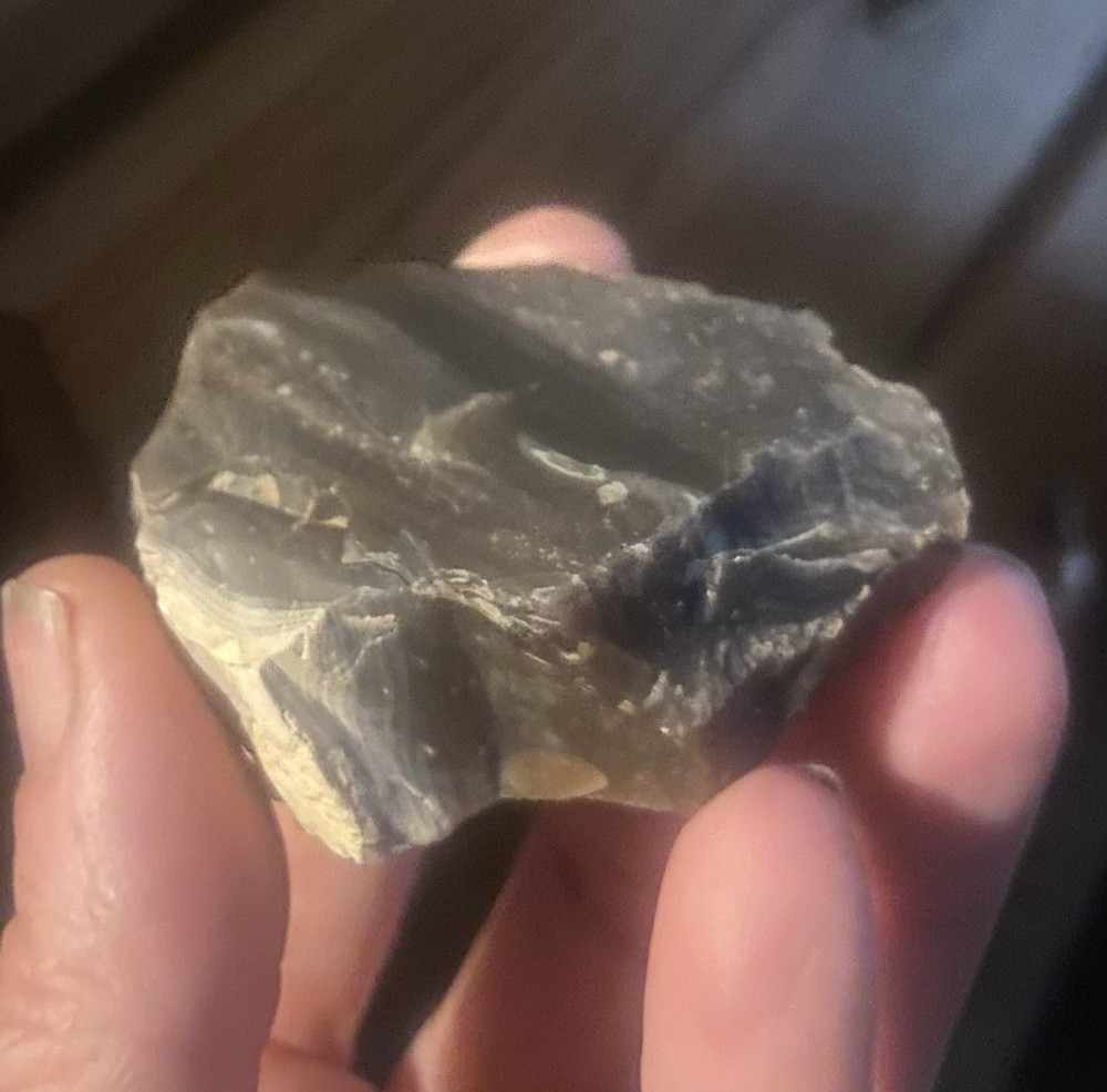 Texas Georgetown Flint Rock Quality Stone NICE EDGES Knapping Fire Making 2.79oz