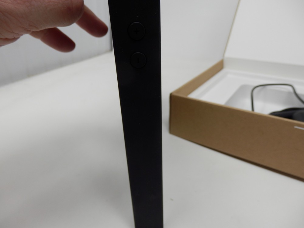 Facebook Portal 2nd Generation Smart Speaker - Black 10” Screen Tested Working