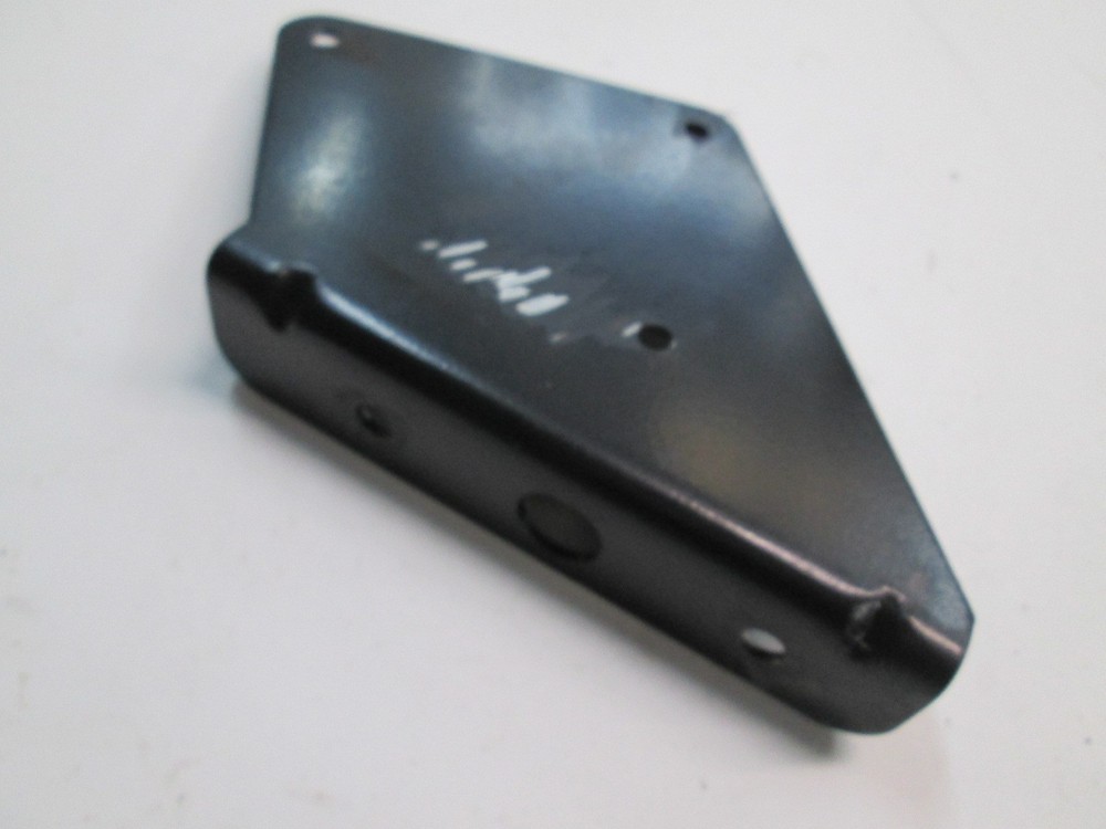 97-04 Corvette C5 Rear CD Changer Mounting Brackets