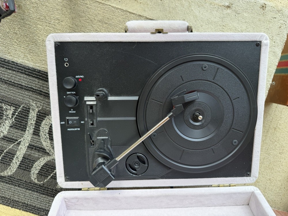 Crosley Cruiser Plus Bluetooth Record Player Portable Turntable Cr8005f-JSG