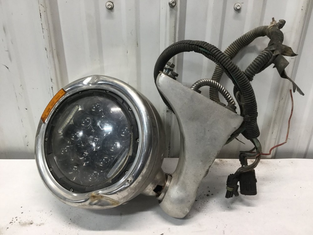 1987-2010 Peterbilt 379 Right/Passenger Headlamp - Used
