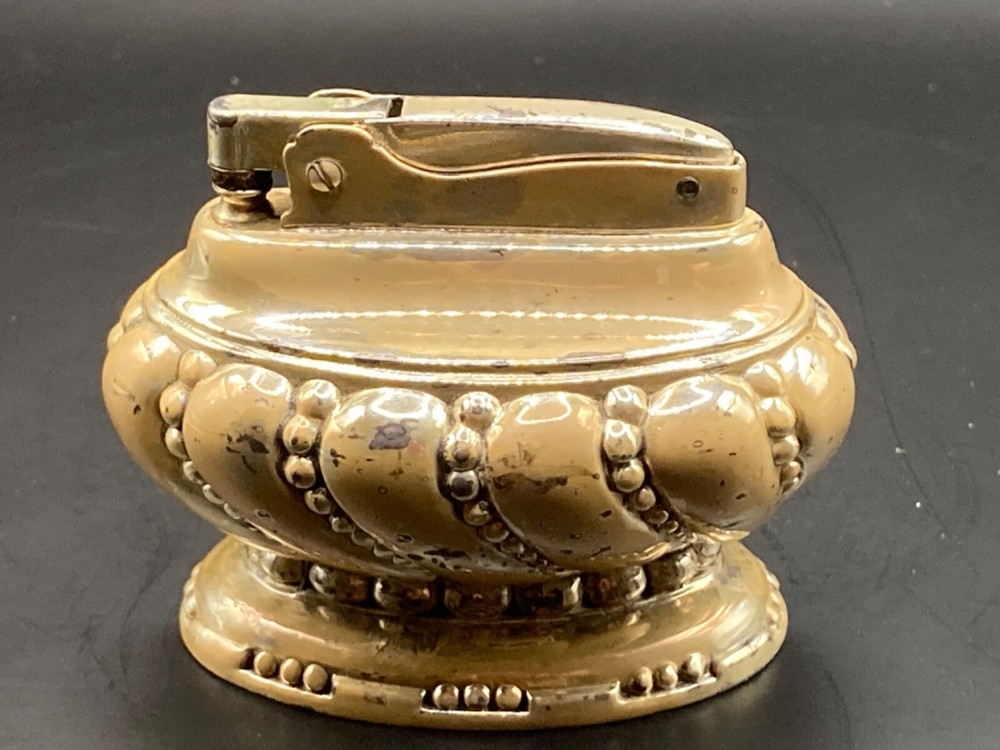 Vintage Ronson “Crown” Table Lighter