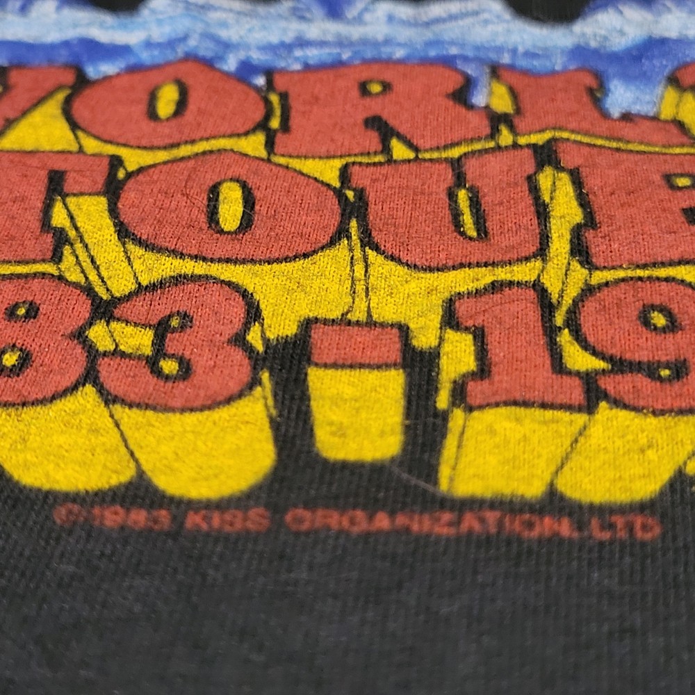 KISS 1983 Lick It Up Tour T-shirt Medium Ex Condition