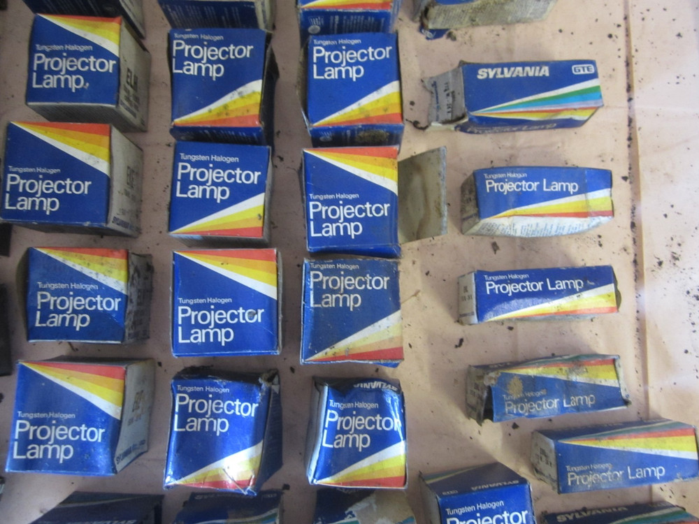 30pc Sylvania Tungsten Halogen Projector Lamps (MIX)