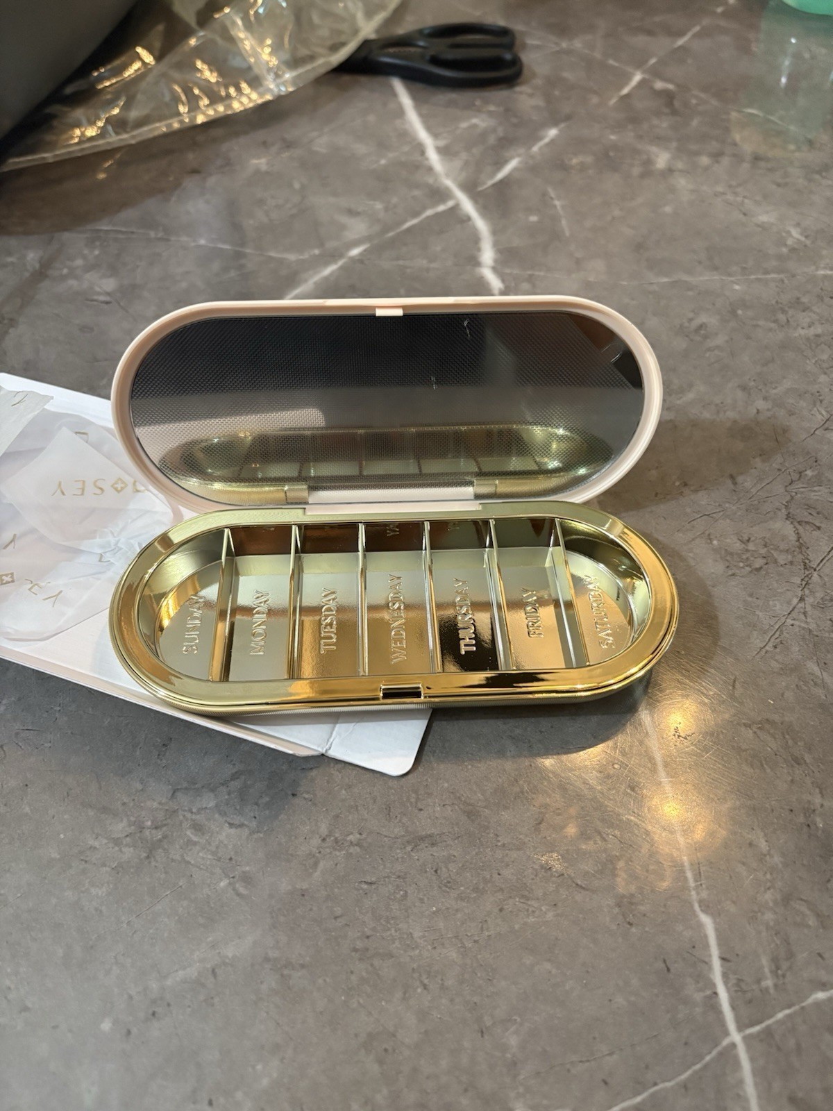 Dosey 7-Day Pill Compact Light Pink Very Beautiful Elevated Style