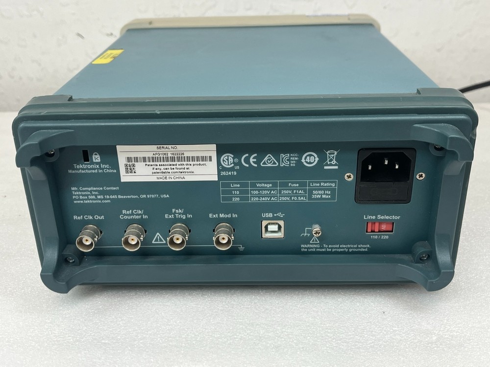 Tektronix AFG1062 Arbitrary Function Generator 60MHz 300MS/s 2-CH