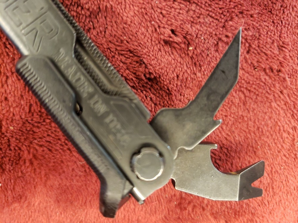 🔪🔪 Gerber Center-Drive Multi-Tool