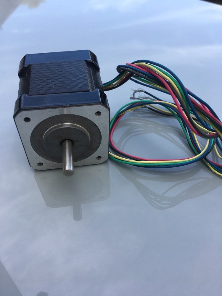 Vexta UPX245-AA stepping motor, New !