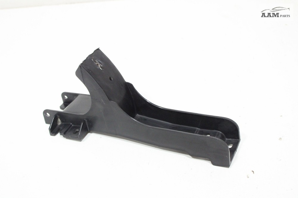 2018-2024 FREIGHTLINER CASCADIA LEFT DRIVER SIDE FAIRING BRACKET OEM