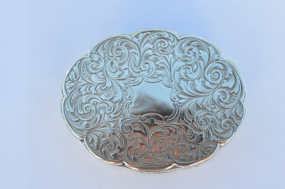 MASSIVE STERLING SILVER SNUFF BOX, RARE SOLID SILVER BOX, MUST SEE !!