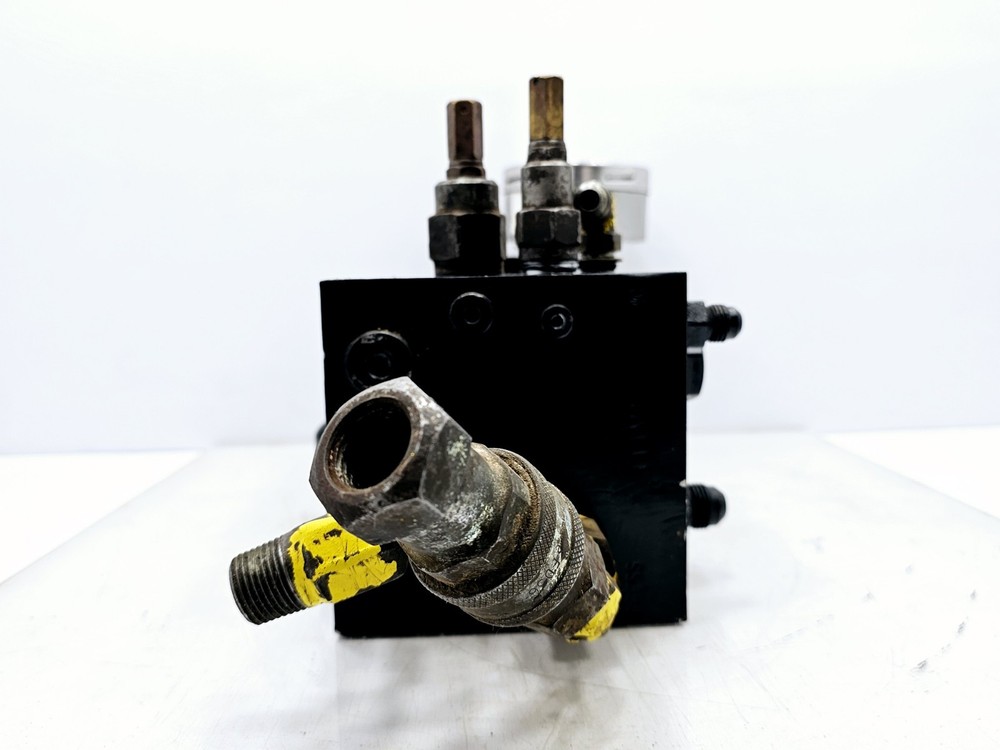 VARCO PIPE HANDLER PH-85, MANIFOLD 119736-2