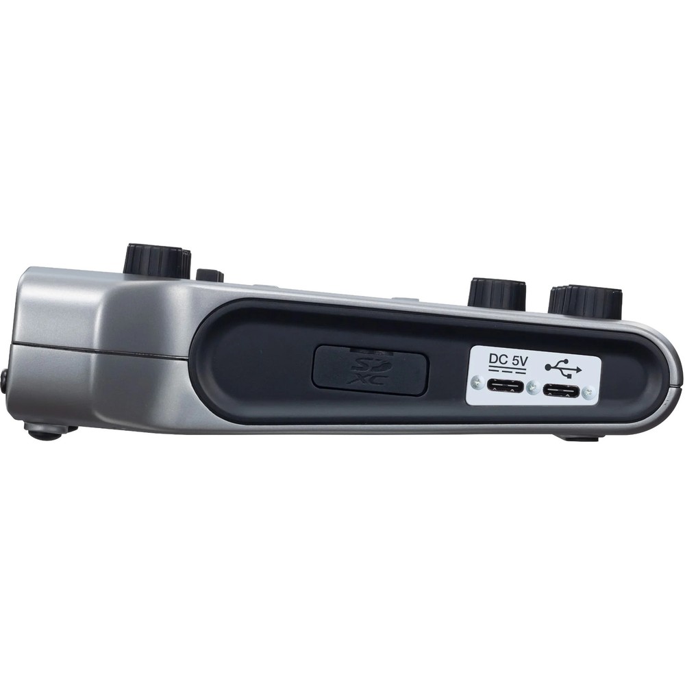 Zoom PodTrak P4 Podcasting Recorder