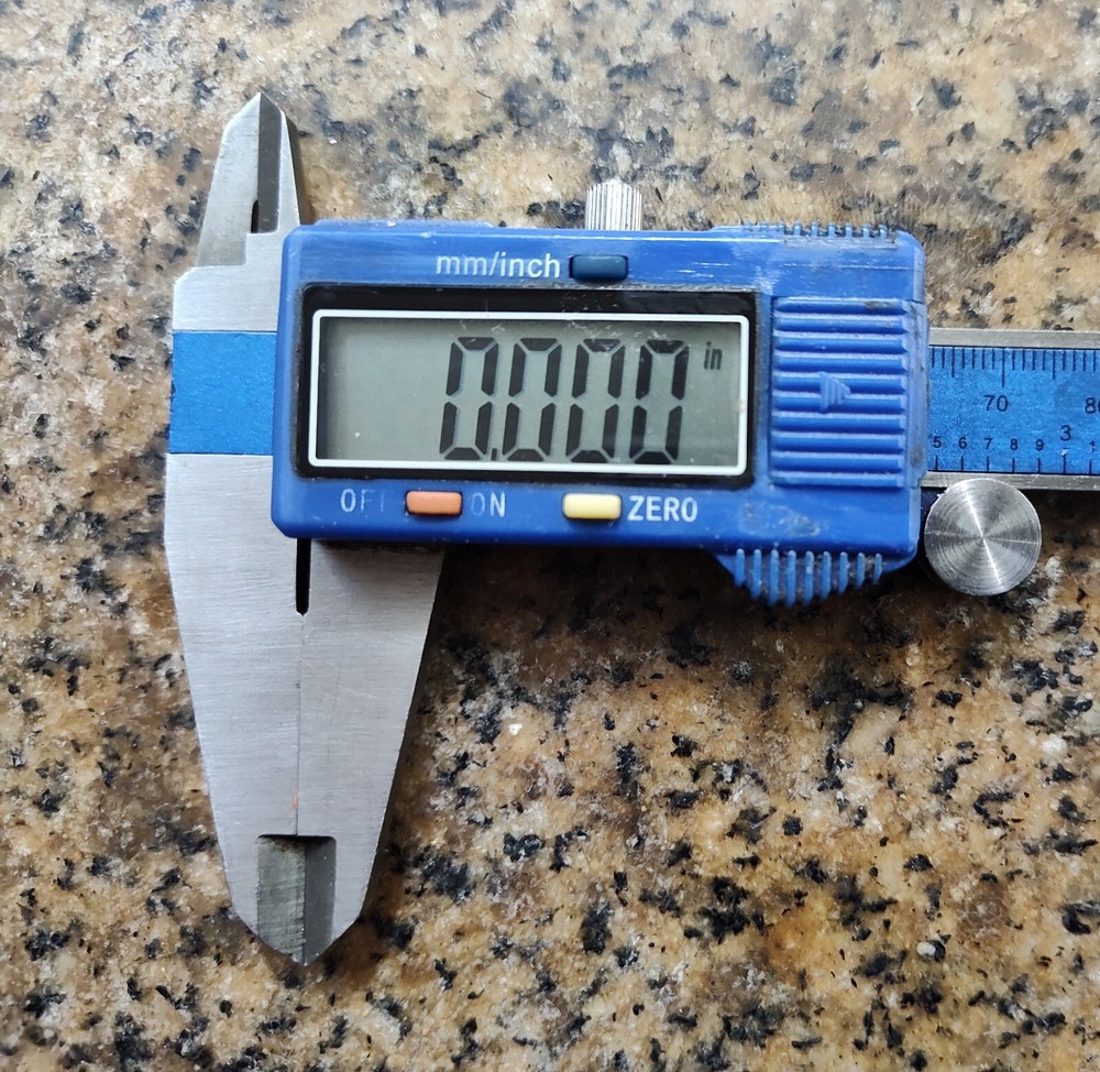 ELECTRONIC DIGITAL CALIPER 0-8"