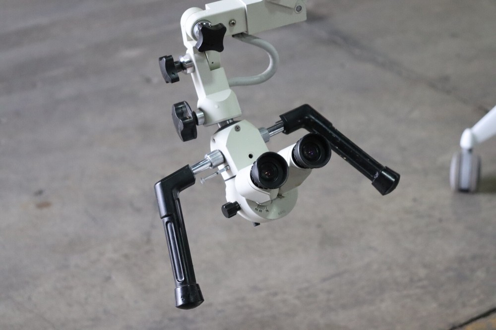 Seiler surgical microscope