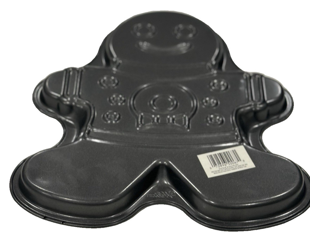 Wilton Giant Cookie Pan Gingerbread Man