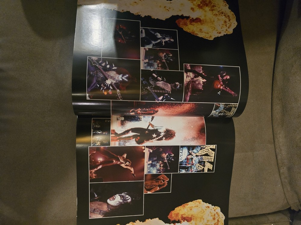 Kiss Alive! Tour 1976 Concert Memorabilia Box Set Records Photos Posters