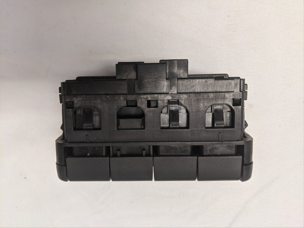 Freightliner Cascadia P3 Sleeper Cab Switch Panel - P/N A06-60973-000