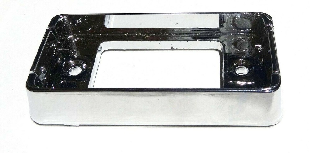 Light Mounting Base Kit Rectangular 2 1/2" X 1 3/16" I.D. Plastic GG#87649 Each