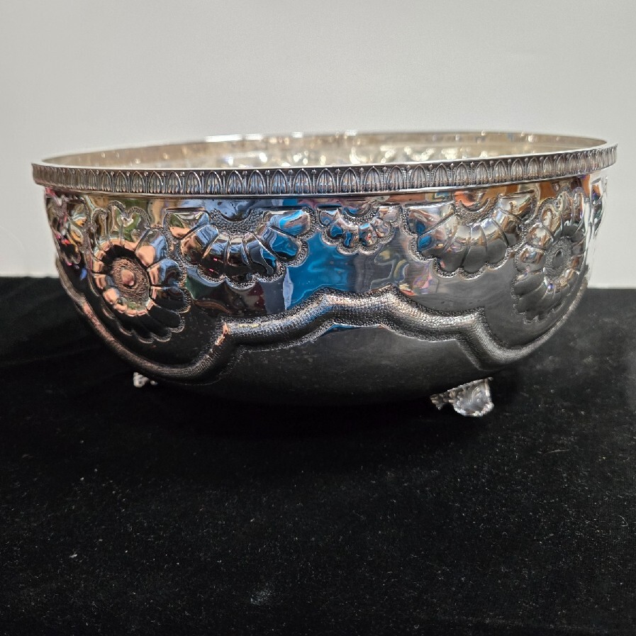 BIRKS Silver Plate Footed Serving Bowl with Plastic Insert includes original box