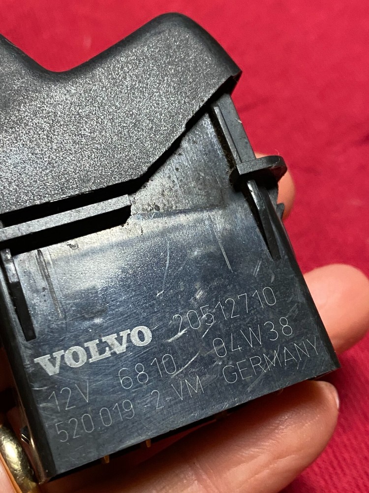 VOLVO OEM LIGHT SWITCH, 20512710