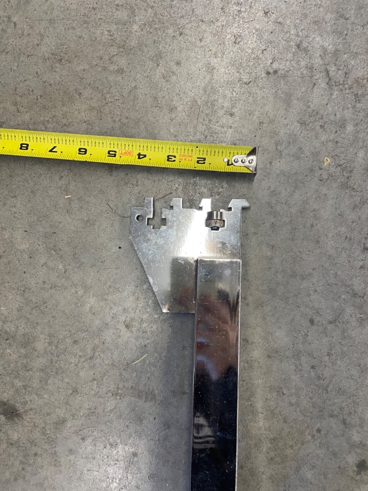 NAHANCO CR8 13” bracket for rectangular shelving