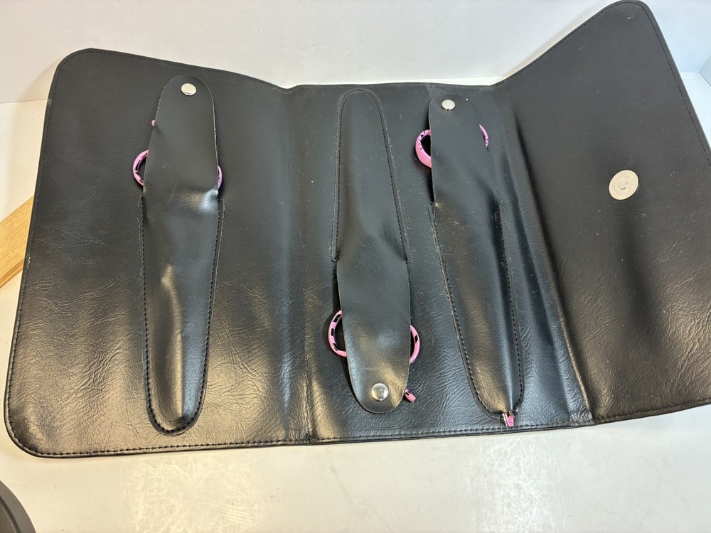 Dog Grooming Shears 3 cases 6 scissors