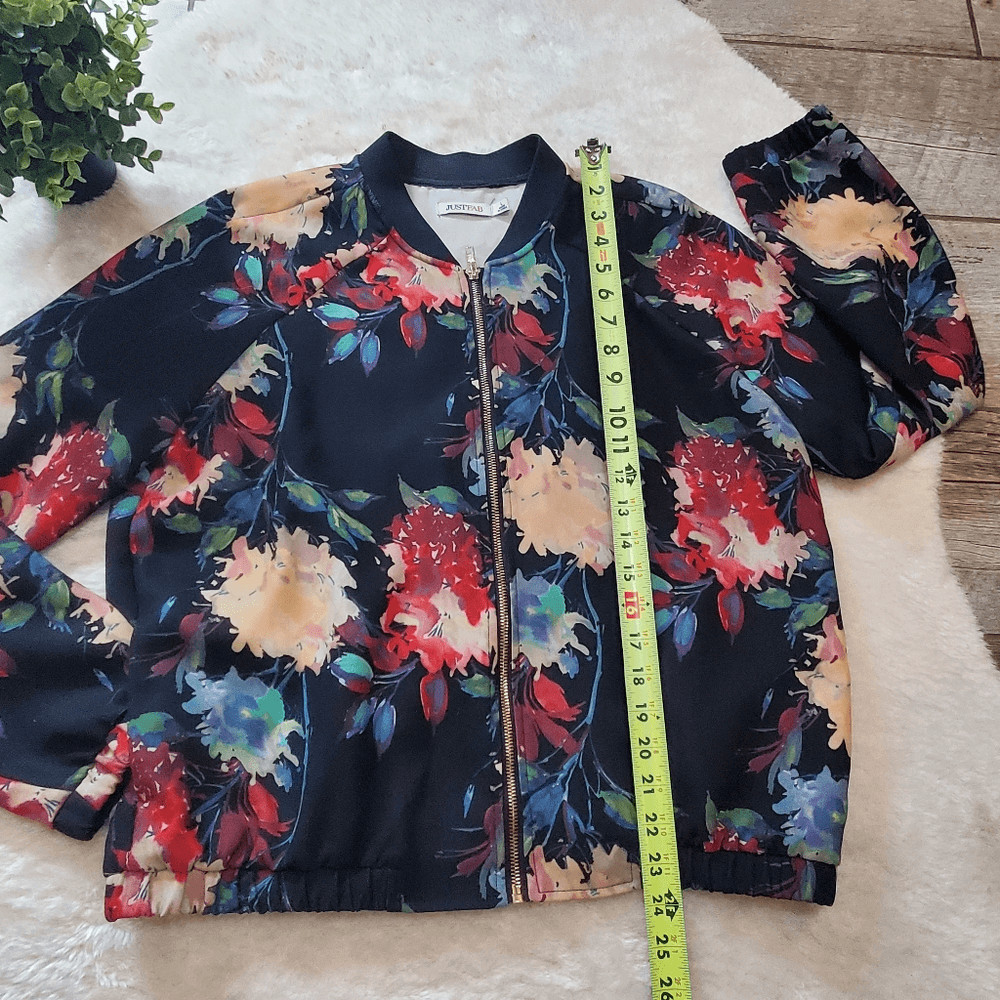 JustFab Black Floral Bomber Jacket, Size Large
