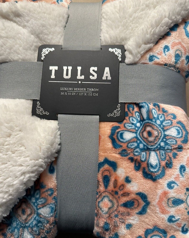 Tulsa Luxury Berber Throw / Blanket / Reversible