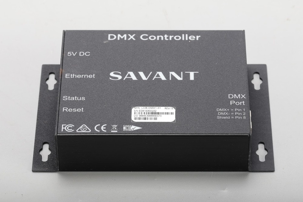 Savant LCB-DMX1-01 Wired DMX Low Voltage Lighting Controller With Power Supply