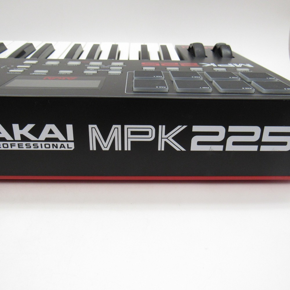 Akai Professional MPK225 25-Key USB MIDI Keyboard & Drum Pad Controller UNTESTED
