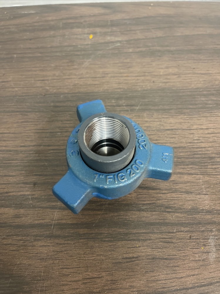 1” Figure 200 HB Union Complete THD