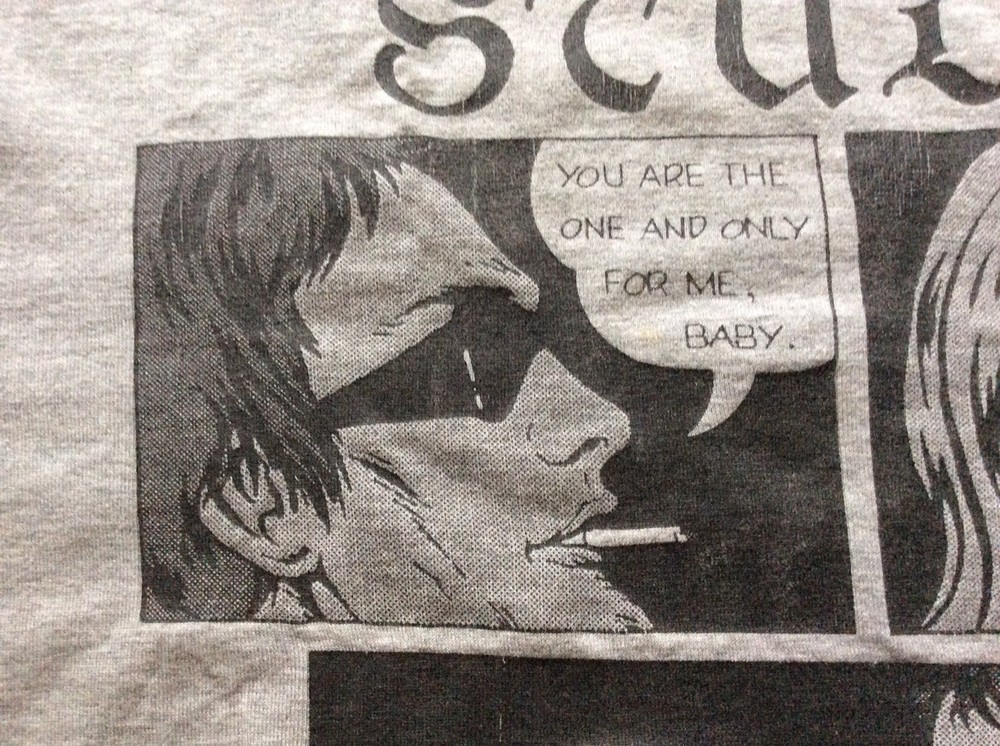 GRAY STUDIOV "ROMANCE COMIC" T-SHIRT