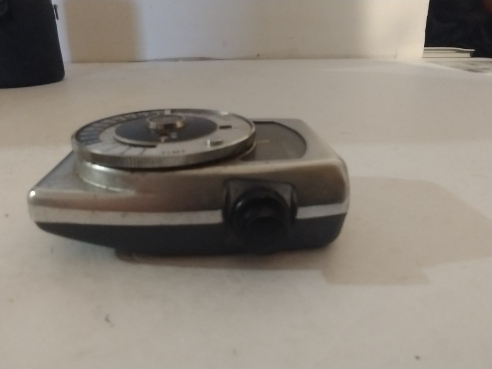 Vintage Gold Crest Camera Light Meter with Leather Snap Close Case Untested